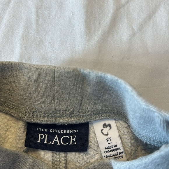 GAP and The Children's Place - 2 piece toddler outfit/set. Size 2 - Picture 5 of 5